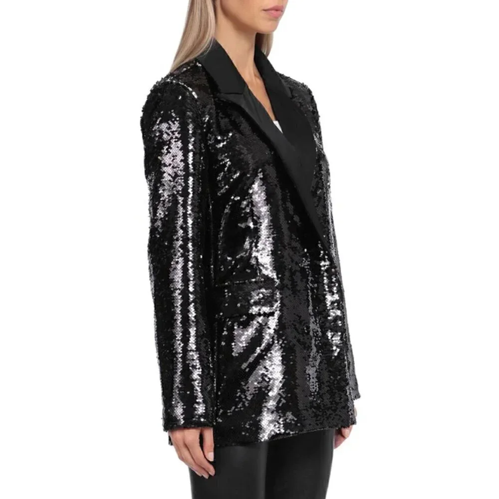 bagatelle details gleaming